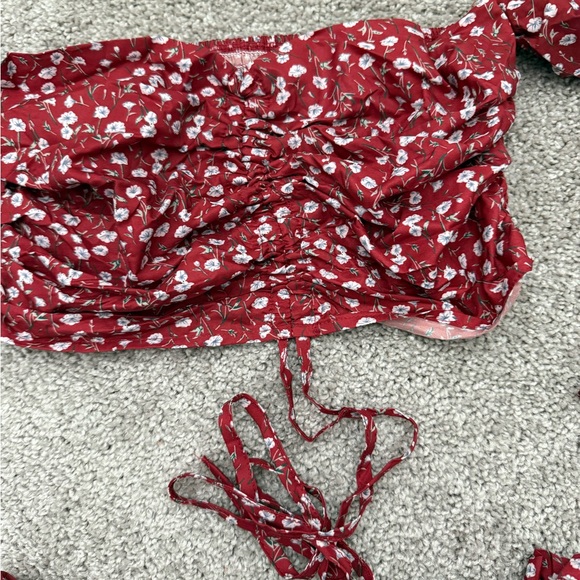 Red Floral Ruffled Top - Picture 2 of 8